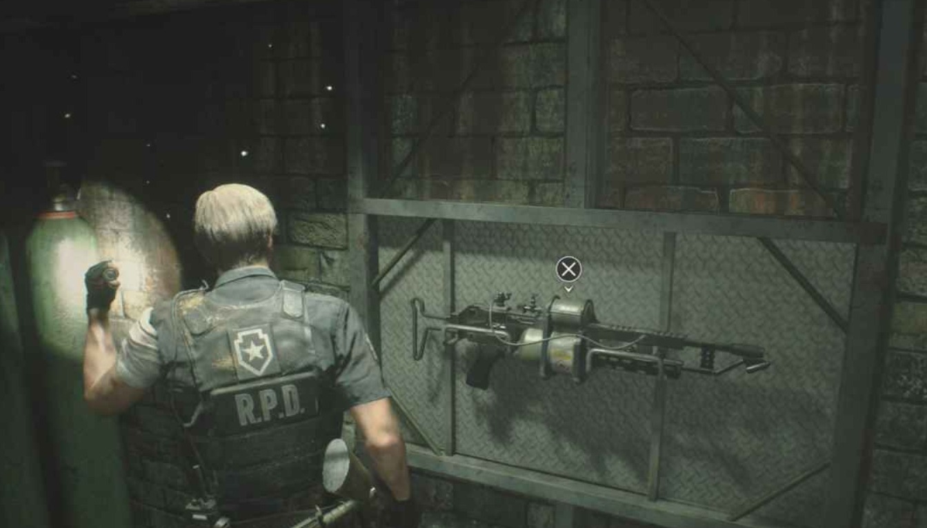 Оружие резидент ивел 2. Resident Evil 2 Remake оружие. Оружейный ящик Resident Evil 2 Remake. Оружие Клэр re2 Remake. Resident Evil 2 Remake оружие Клэр.