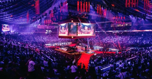 Dota 2: турниры, матчи и развитие дисциплины