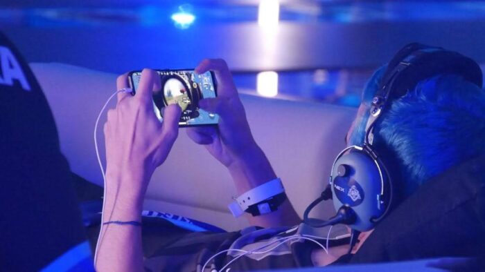Мобильный киберспорт наступает: почему игры на смартфонах стремительно вытесняют классические дисциплины